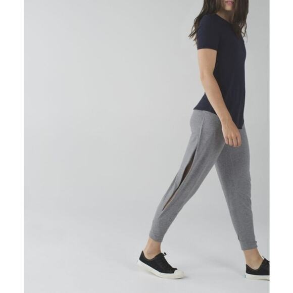 Lululemon Superb Pants Women  Heathered Gray Vitasea Yoga Joggers Athleisure 10 - Picture 4 of 14